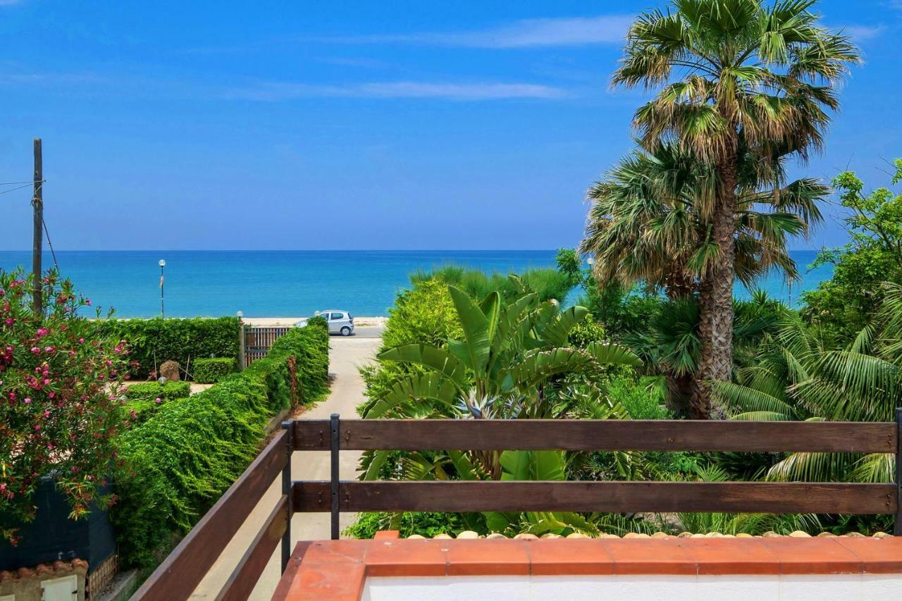Rumah Saya Campofelice Di Roccella Εξωτερικό φωτογραφία